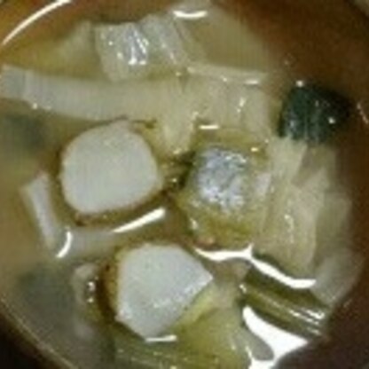 母が菊芋にはまって、最近よく食べています。
味噌汁にしてもいけますね。
美味しかったです。